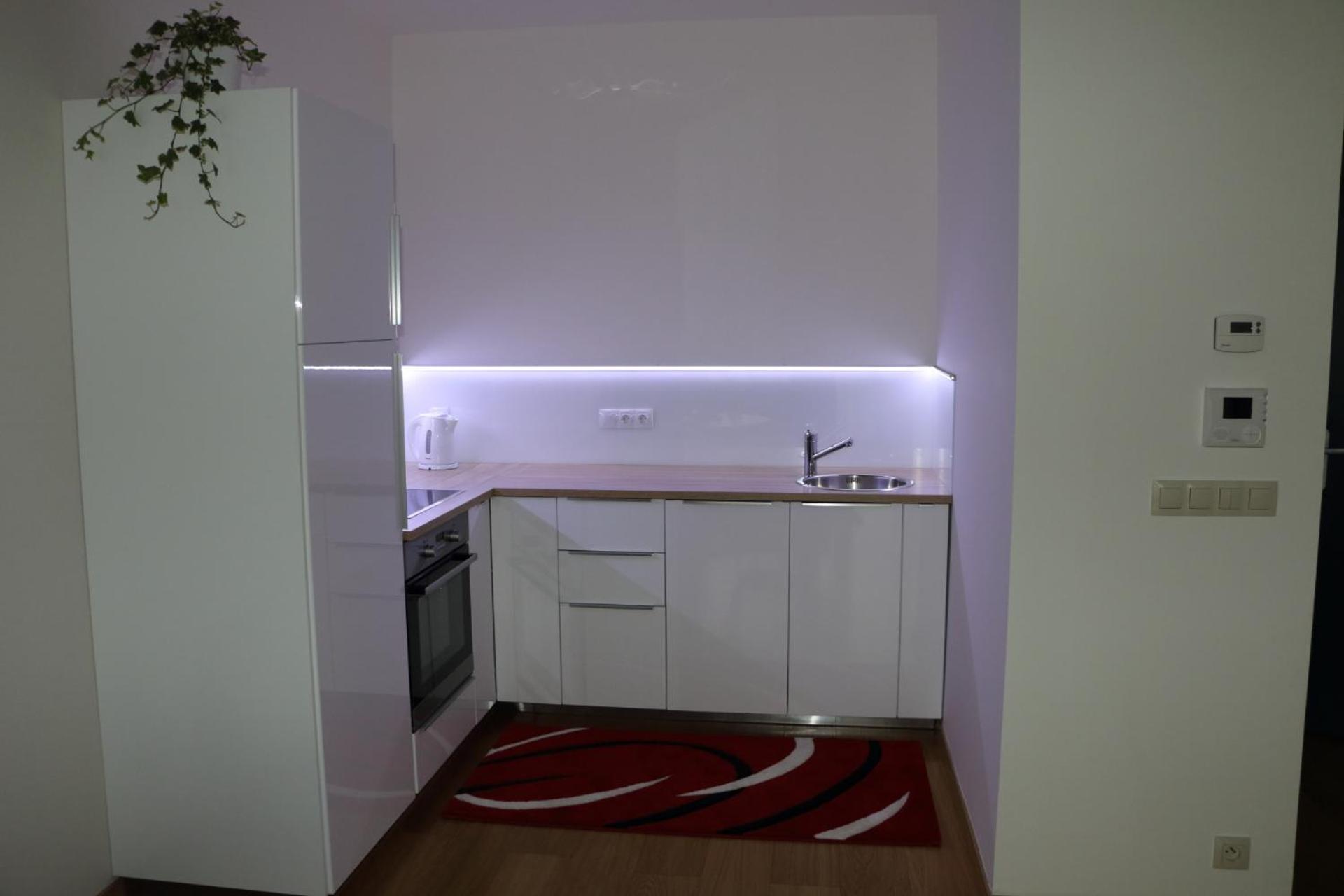 Panorama City Apartment With Free Parking Bratislava Eksteriør billede