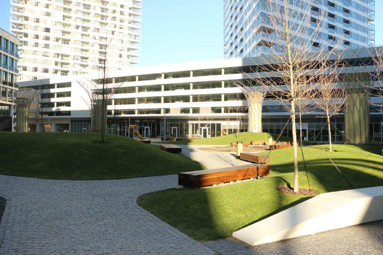 Panorama City Apartment With Free Parking Bratislava Eksteriør billede
