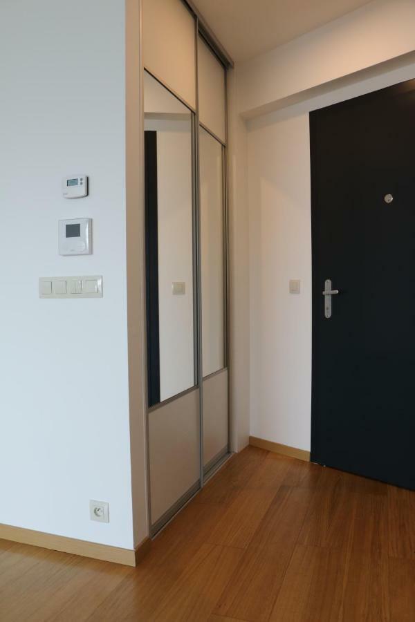 Panorama City Apartment With Free Parking Bratislava Eksteriør billede